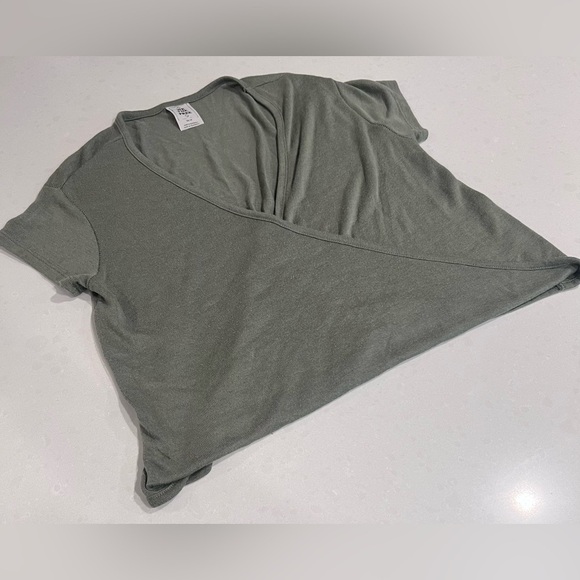 Free People Knit Cross Front v neck Tee shirt‎ top- XS - Picture 3 of 4
